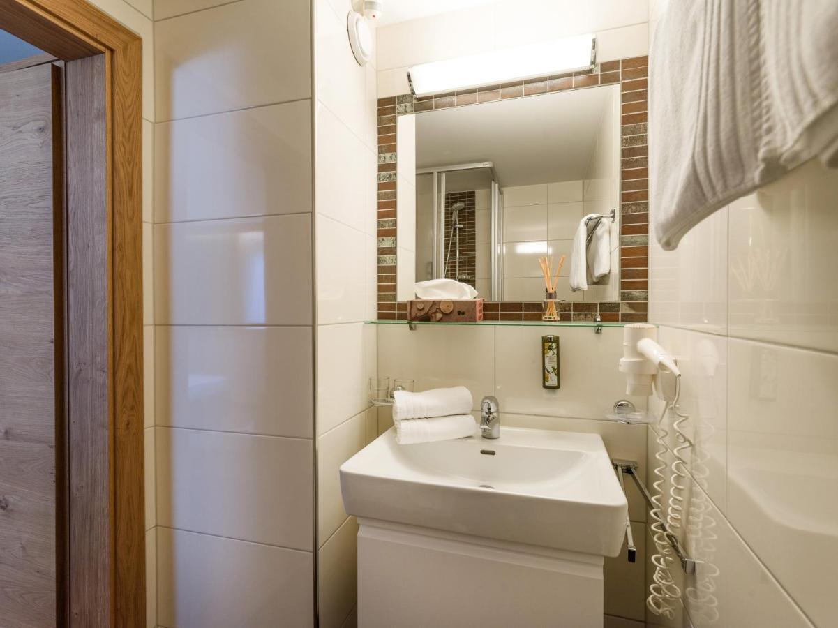 Apartmenthaus Katharina ไมย์อาโฮเฟิน ภายนอก รูปภาพ
